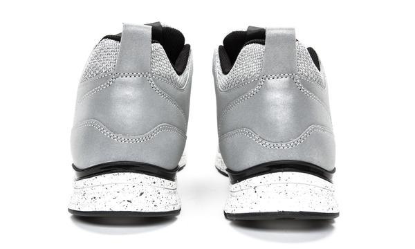 The 35 Lite TR: Metallic Silver