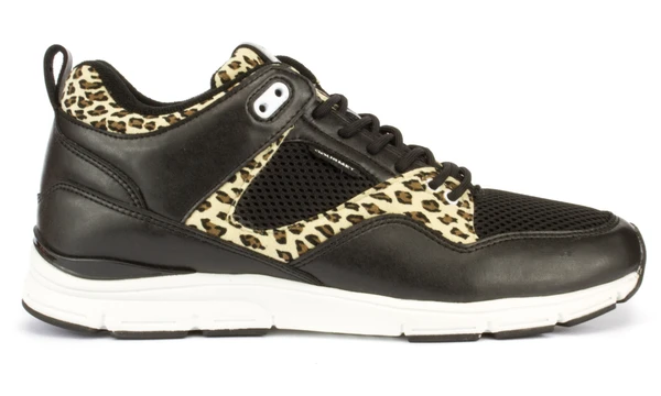 The 35 Lite LP: Cheetah White/Black